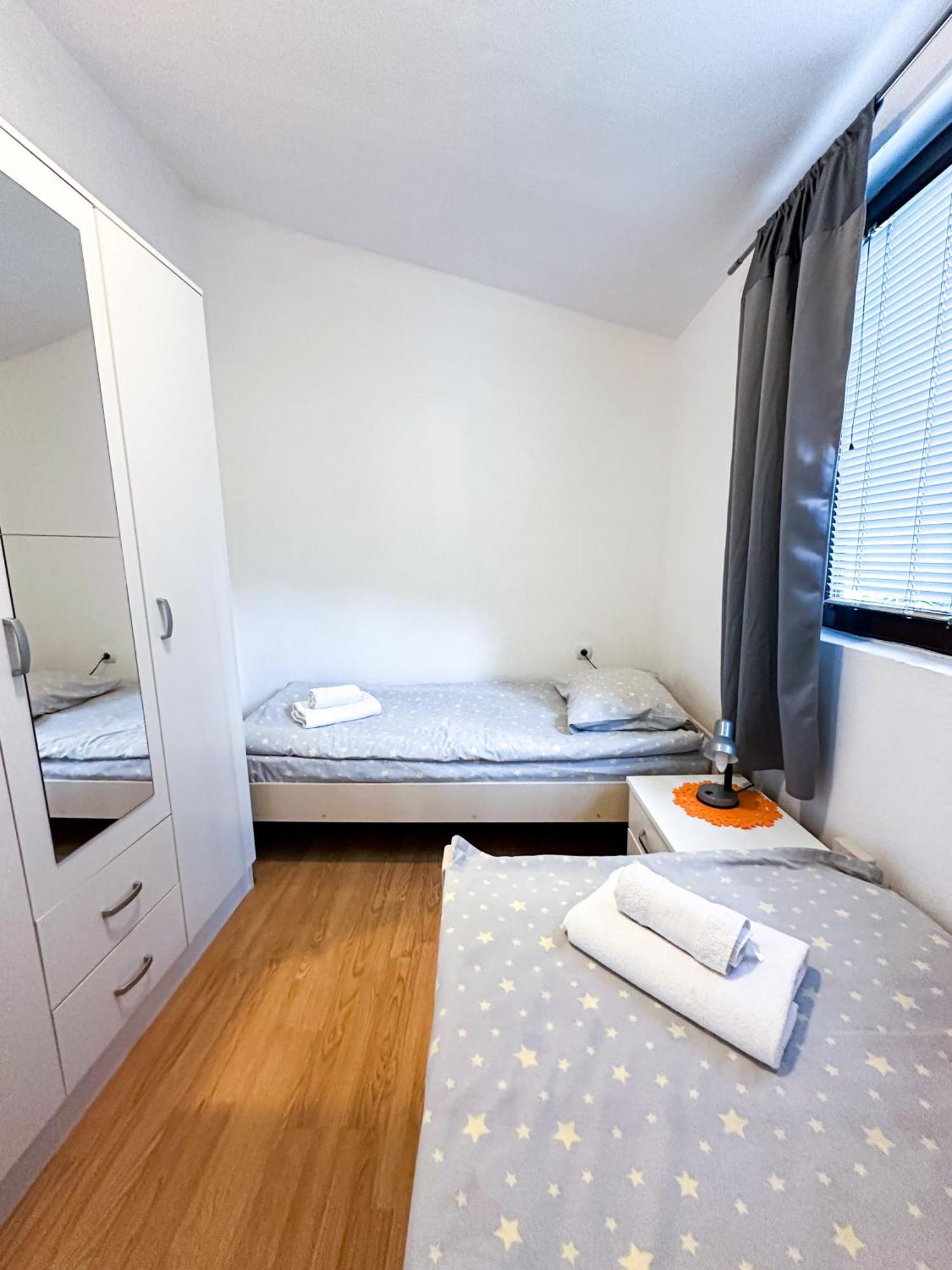 3-Bedroom Apartment With Panoramic Bay Views Kotor Exterior foto